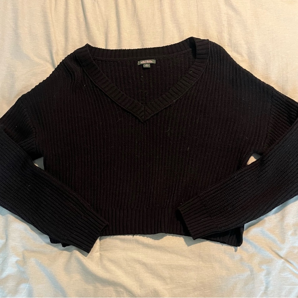 Black V-Neck Cropped Sweater XS